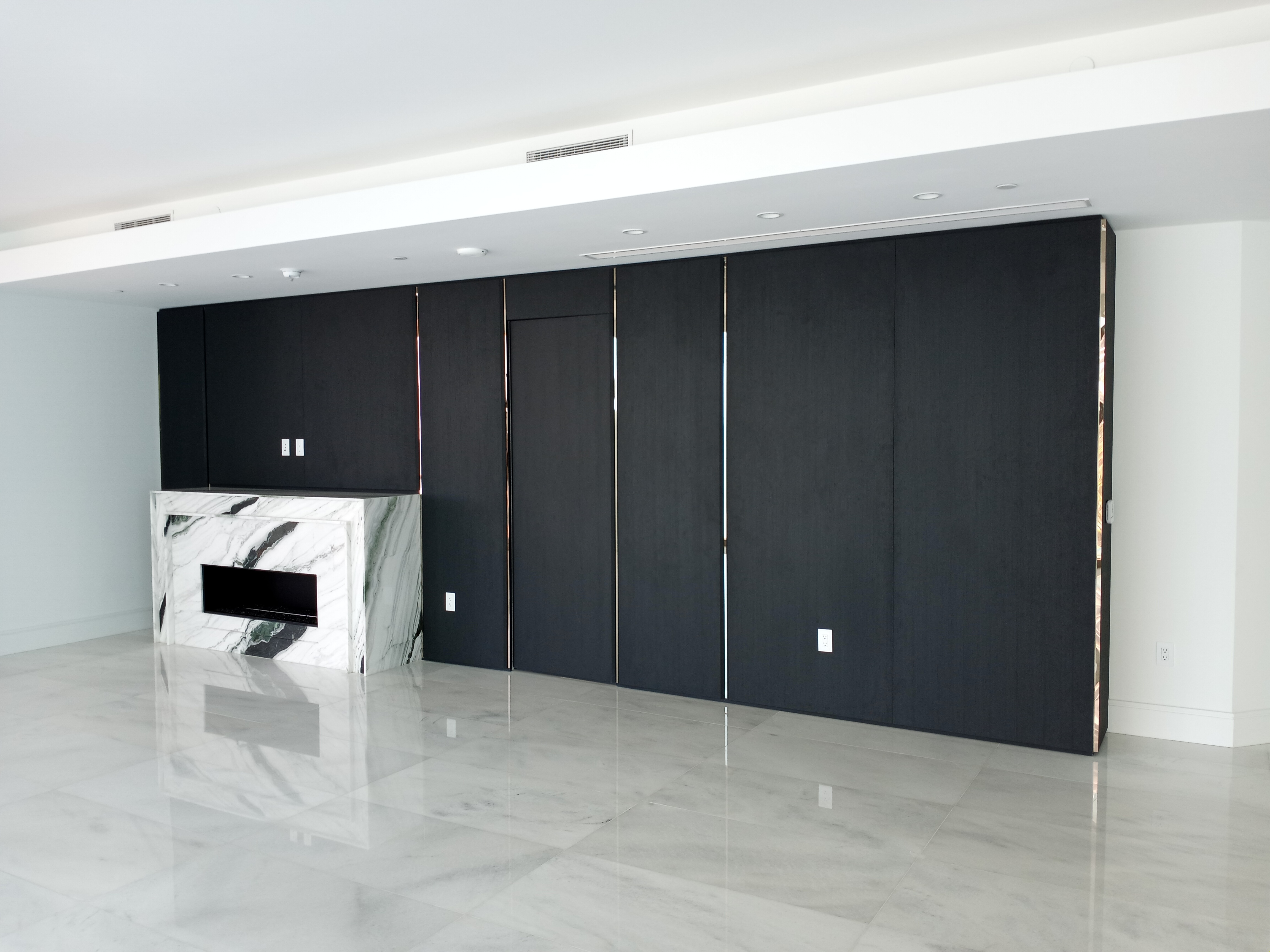 Modern vanity finish